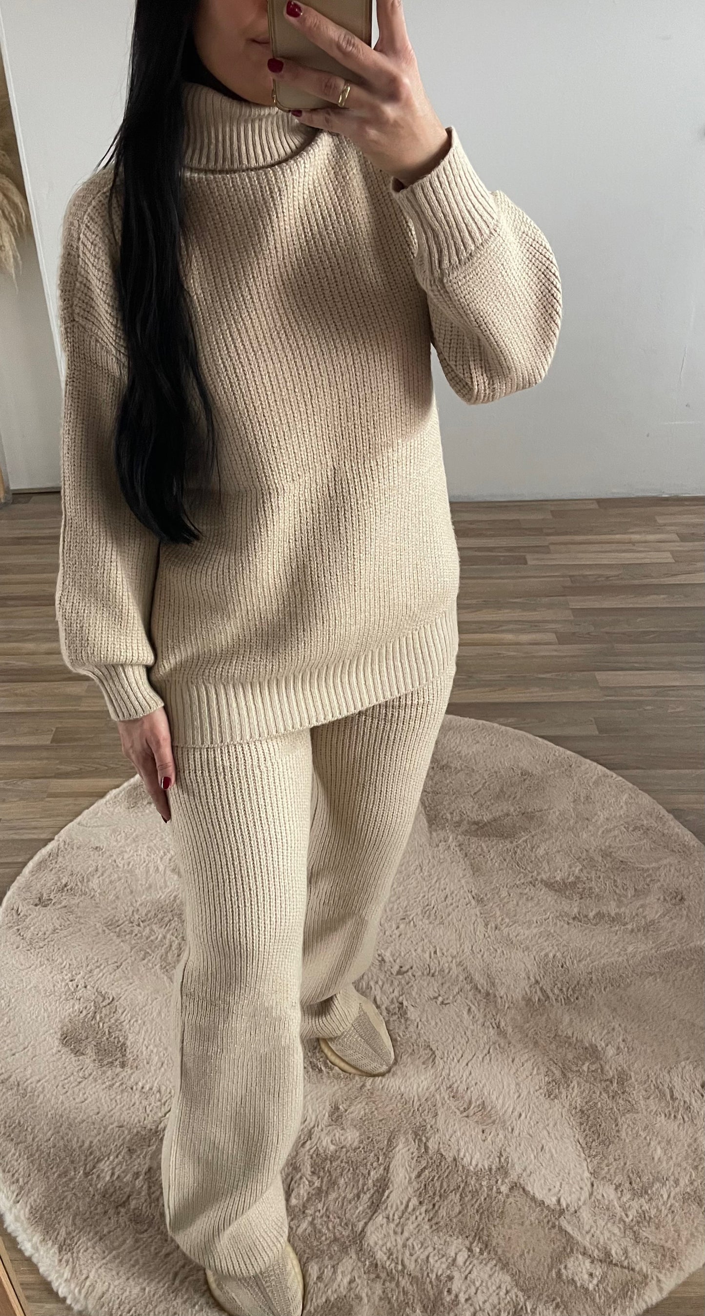 Lina Two piece beige