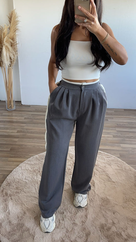 Alisa Broek Grey